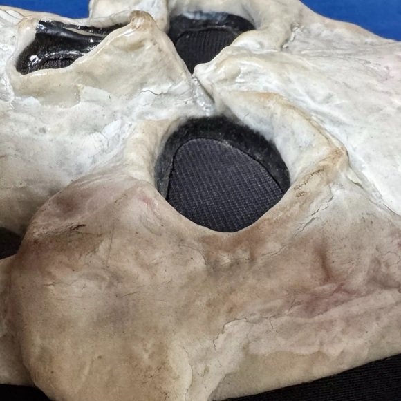 Vintage 1980s Hooded Death Face Rubber Skeleton Mask Easter Unlimited Inc. - Picture 3 of 6